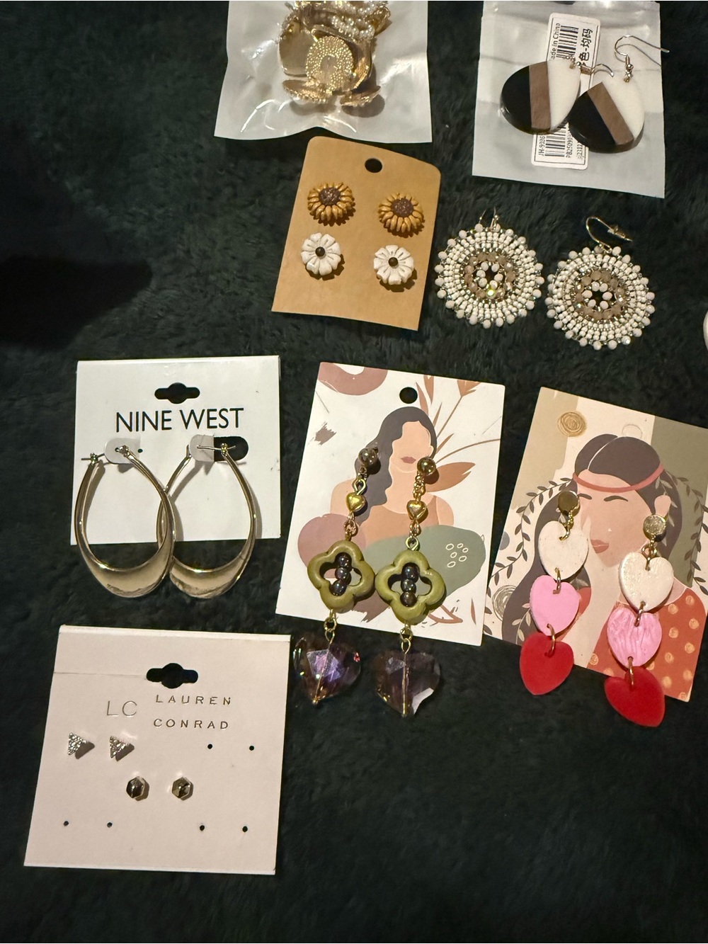 Earring Bundle - Picture 2 of 3